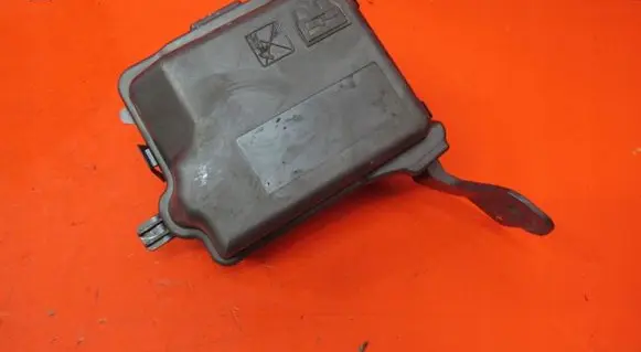 Peugeot 208 Fuse box set 9671941780 9671924480