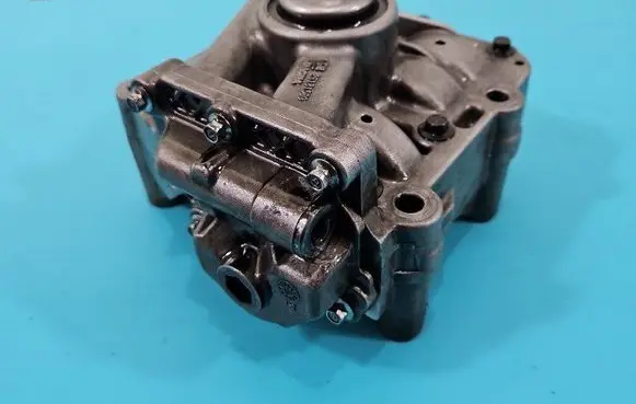 Opel Antara Oil pump 25181569 IMPRK1441797