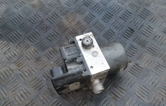 Ford Mondeo Mk III ABS Pump 0265800014