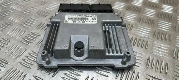 Skoda Octavia Mk3 (5E) Engine control unit/module 05E907309 0261S16449