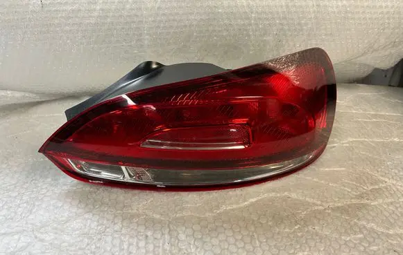 Rear/tail lights