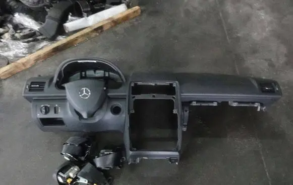 Mercedes-Benz A W169 Dashboard 