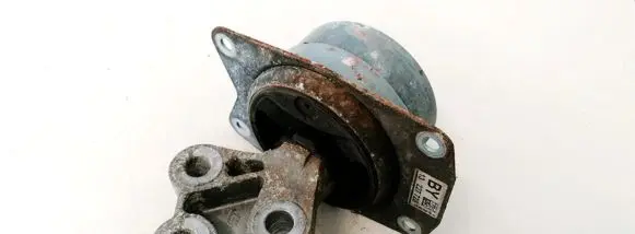 Opel Insignia A Engine mount bracket 13227728 2108211