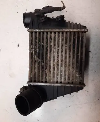 Volkswagen Golf IV Intercooler radiator 1J0145803 862328X TA1070