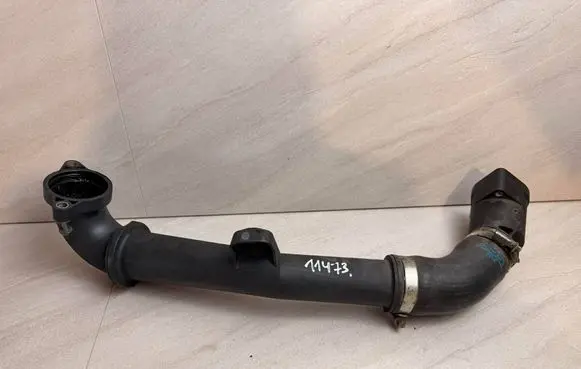 Volkswagen Touran III Intercooler hose/pipe 04L145828G 04L145770S 04L131111T