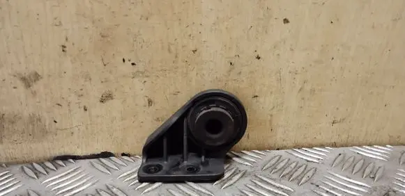 Hyundai ix35 Radiator mount bracket