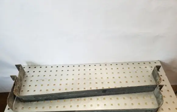 Chrysler Grand Voyager V Fuel tank mounting bracket 