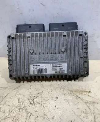 Citroen C4 I Gearbox control unit/module 8200302005 9658516880 S118047553A