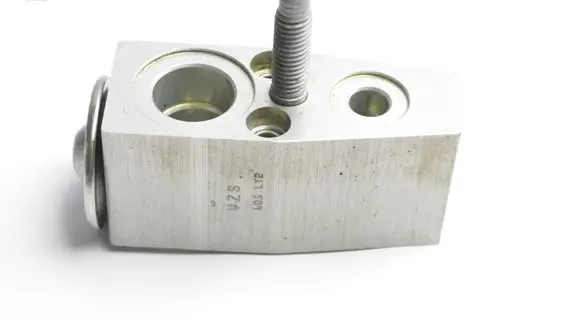 Ford Focus Radiator mount bracket F1F119849EA