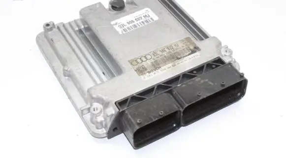 Audi A4 S4 B8 8K Engine control unit/module 03L906022MJ 0281015584
