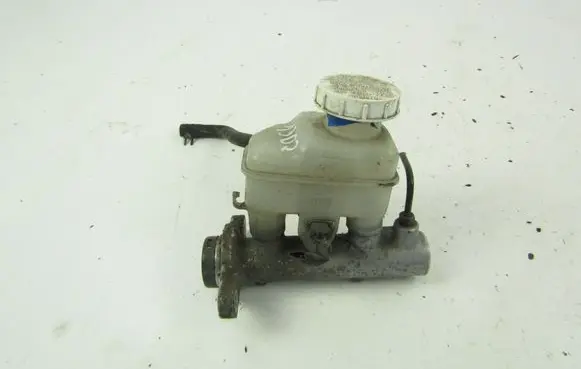 Mitsubishi Lancer Master brake cylinder 