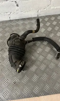 KIA Sportage Air intake hose/pipe 28130D3600