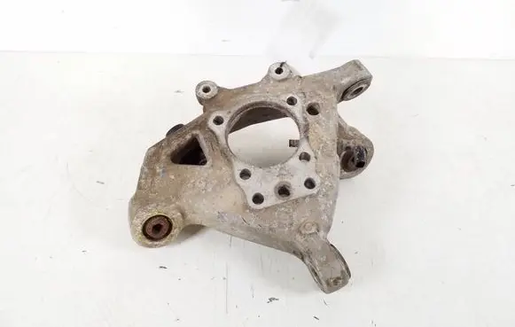 Rear wheel hub spindle/knuckle
