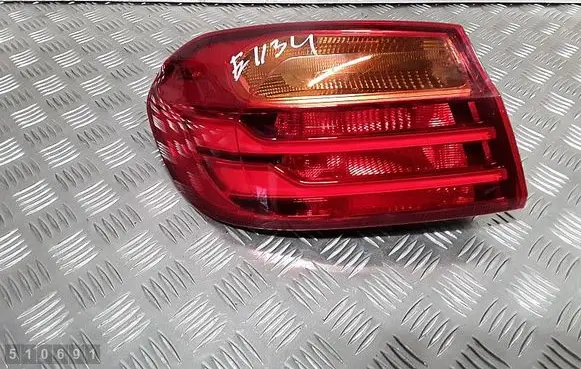 Rear/tail lights