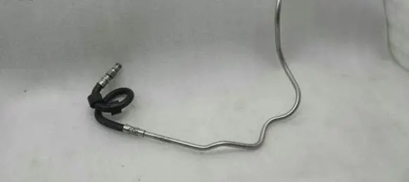 Porsche Panamera (970) Fuel line pipe 97011033004