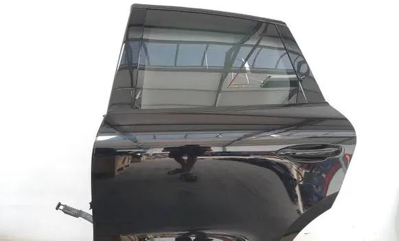 Porsche Macan (95B) Rear door