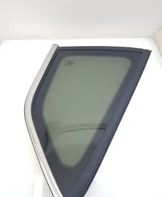Ford Escape III Rear side window