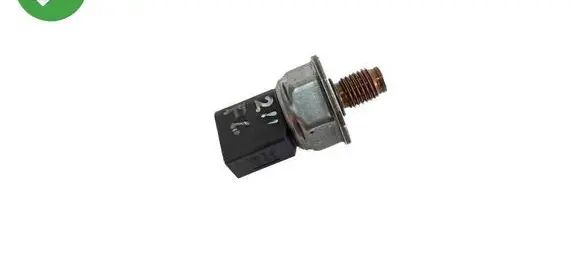 Mercedes-Benz E W211 Fuel pressure sensor 9307Z512A 55PP0702 0820218895