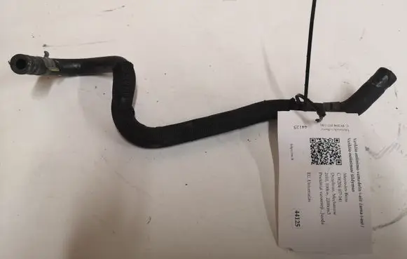 Engine coolant pipe/hose