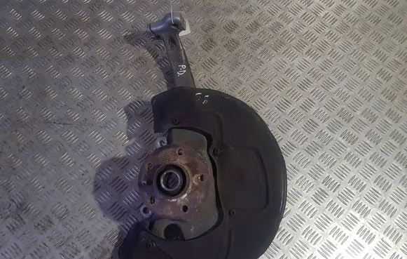 Audi A8 S8 D4 4H Front wheel hub spindle knuckle