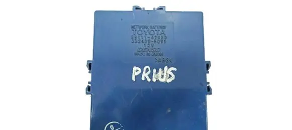 Toyota Prius (XW20) Gateway control module 8911147030 2324005091