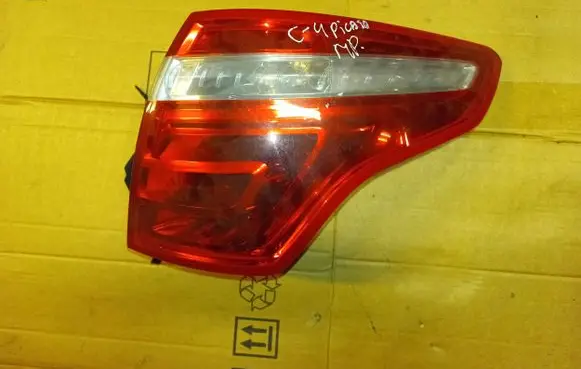 Citroen C4 I Picasso Rear/tail lights 9653547480