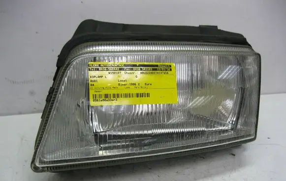 Audi A4 S4 B5 8D Headlight/headlamp 8D0941003A