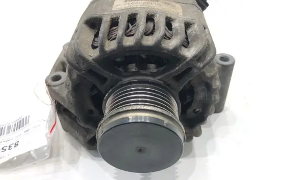 Opel Corsa D Generator/alternator 13222935
