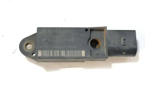Mercedes-Benz E W211 Airbag deployment crash/impact sensor A0028202726 025571203A4 002820272503