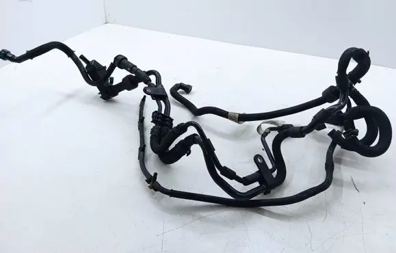 Toyota Avensis T270 Fuel line/pipe/hose 858345801 0445130123