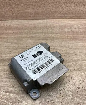 Opel Zafira A Airbag control unit/module 90582536 1923594