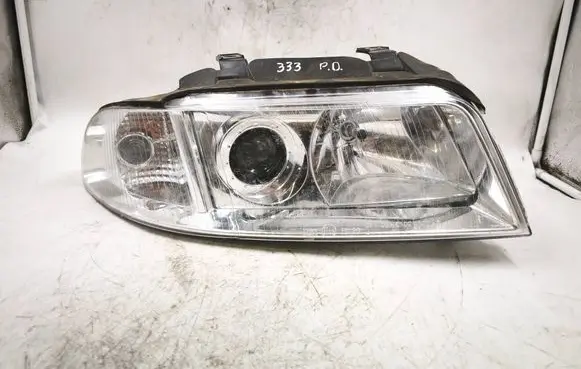 Audi A4 S4 B5 8D Headlight/headlamp