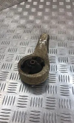 Hyundai Santa Fe Engine mount bracket