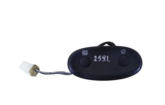 Toyota Yaris Cruise control switch