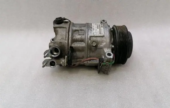 Land Rover Range Rover Sport L494 Air conditioning (A/C) compressor (pump) CPLA19D629AG