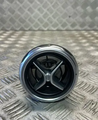 Mercedes-Benz GLA W156 X156 Dash center air vent grill A1568300000