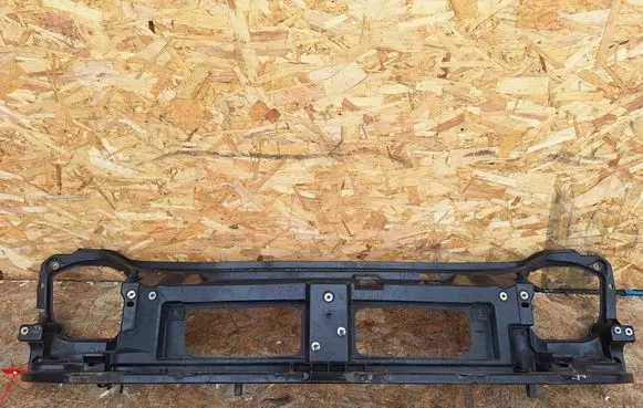 Opel Vivaro Radiator support slam panel 8200061364