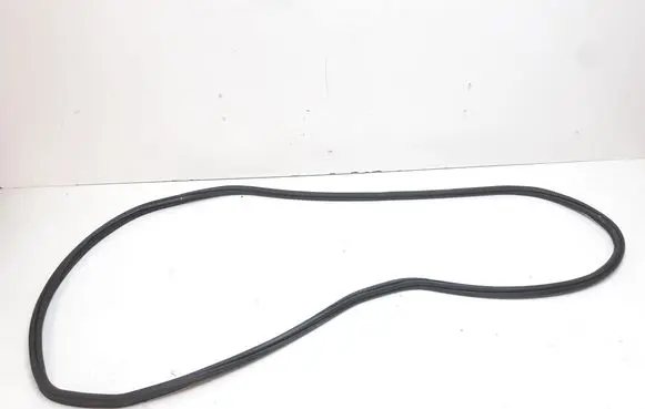 BMW X6 M Trunk rubber seal (body) 