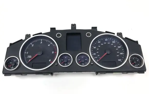 Volkswagen Touareg I Speedometer (instrument cluster) 7L6920970B 0263632510