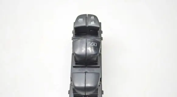 Nissan Juke I F15 Electric window control switch 254011KK0A