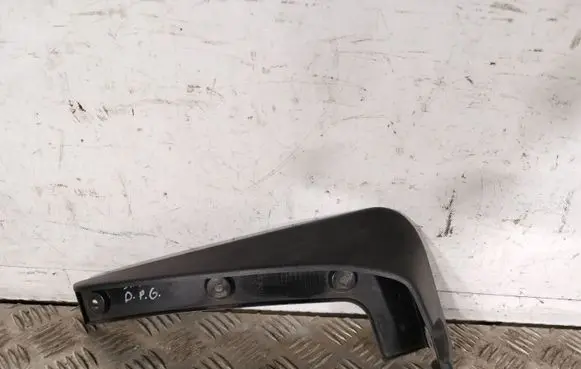 Hyundai Santa Fe Rear mudguard 86842B8500