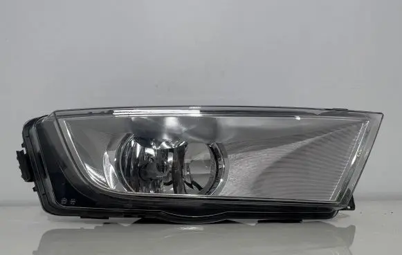 Skoda Octavia Mk3 (5E) Front fog light 5E0941700
