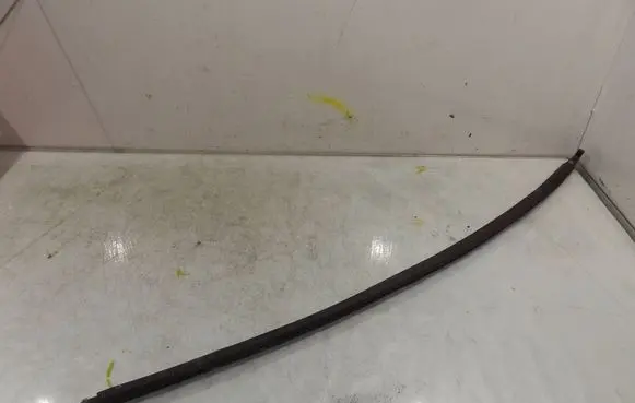 Nissan NV200 Sliding door rubber seal 