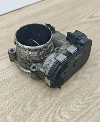 Volvo V60 Throttle valve 31216665 0280750520 10M452