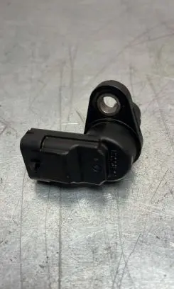 Iveco Daily 40.8 Camshaft position sensor 0281002634