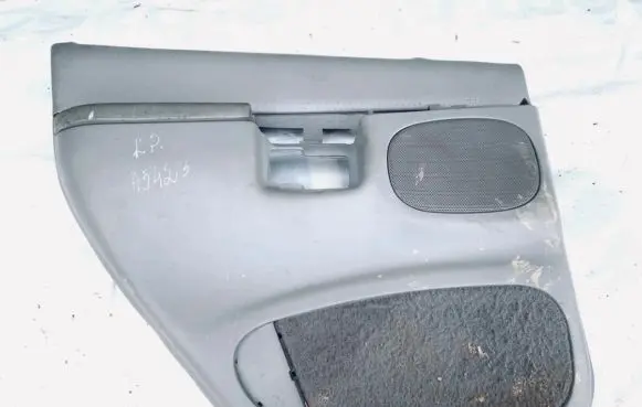 Ford Explorer Rear door card panel trim f77b7827407aaw f67b7827407aaw