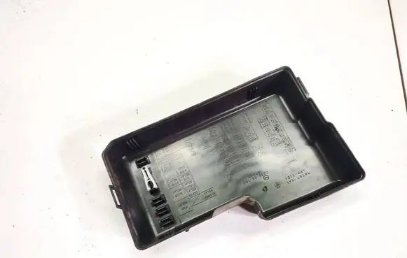 Mazda 5 Fuse box cover 78797ya1
