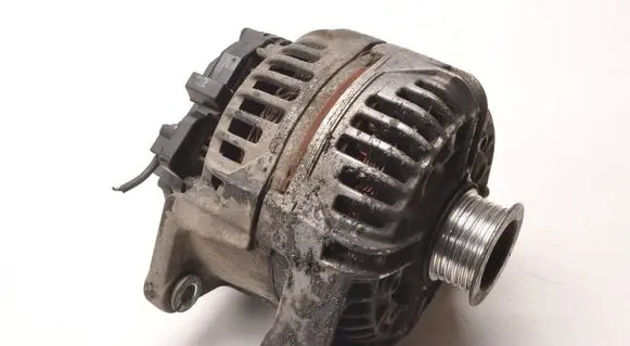 Opel Vectra C Generator/alternator 13108596