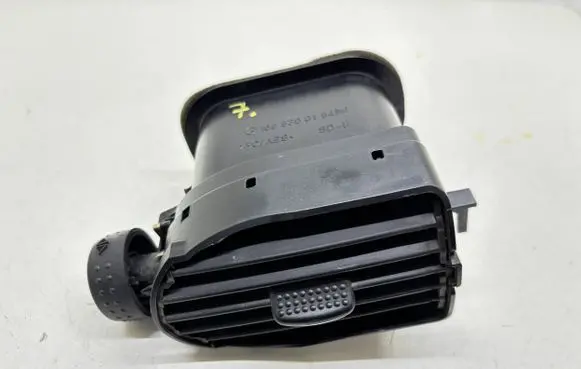 Mercedes-Benz A W168 Dashboard side air vent grill/cover trim 1688300154