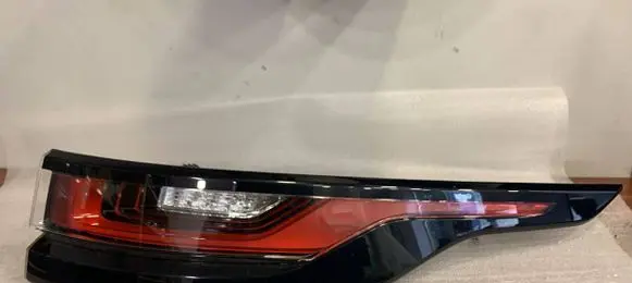 Land Rover Range Rover Velar Rear/tail lights LR111106 D07LB J8A213404AG